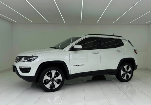 Jeep Compass 2017 Bege — foto 1 de 3