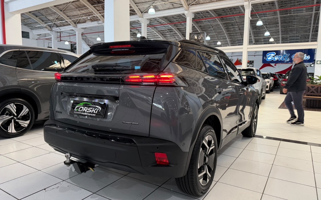 imagem-https://www.socarrao.com.br/sc-vehicle-images-prod/4099972/1790282855480-NTM2NGZiMjAtMWU1Yi00YmE5LWJmNTMtMTVjMGY5ZTAwYWE1LmpwZWc.jpeg