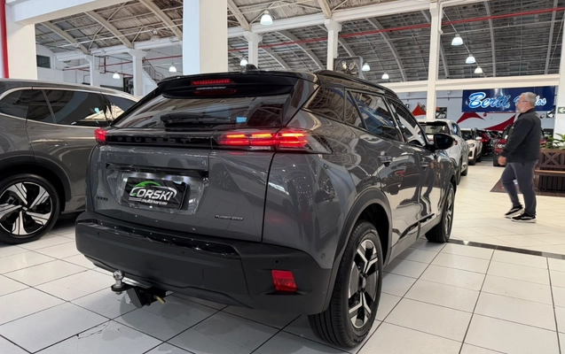 imagem-https://www.socarrao.com.br/sc-vehicle-images-prod/4099972/1790282855480-NTM2NGZiMjAtMWU1Yi00YmE5LWJmNTMtMTVjMGY5ZTAwYWE1LmpwZWc.jpeg