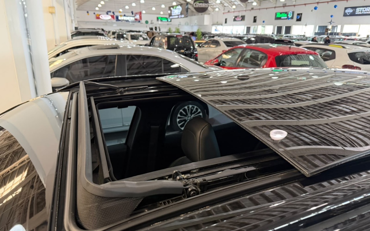 imagem-https://www.socarrao.com.br/sc-vehicle-images-prod/4099972/1790282856630-M2VmYzQzOWUtZjE2NS00N2RhLTgzOTUtYzAzNTZhMjBhYWIxLmpwZWc.jpeg