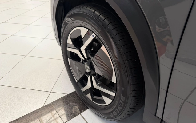 imagem-https://www.socarrao.com.br/sc-vehicle-images-prod/4099972/1790282856954-YmQwMWRmNGEtNGM2NS00ZjIwLTg4MjktZmZmYzJhMDI5YWRhLmpwZWc.jpeg