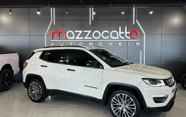 imagem-https://www.socarrao.com.br/sc-vehicle-images-prod/4099976/1790282959622-003_a7e54e9ea7ce0d5a182d6eda37b65afc.jpg