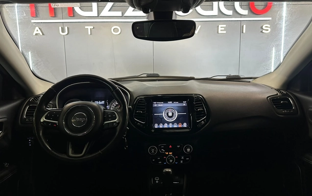 imagem-https://www.socarrao.com.br/sc-vehicle-images-prod/4099976/1790282959635-003_10b20e114fffbc596d93fa11f8a42918.jpg