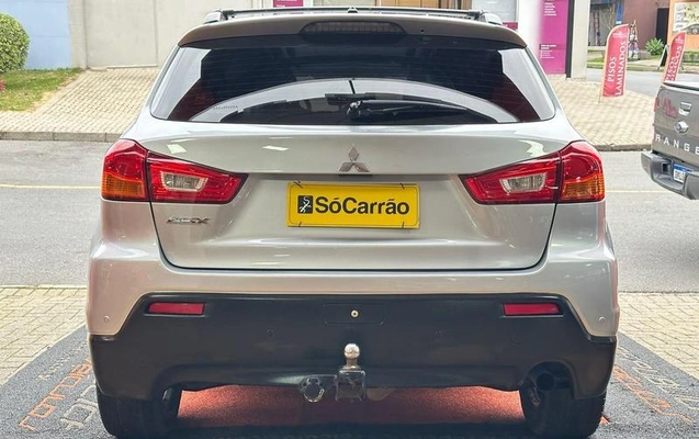 imagem-https://www.socarrao.com.br/sc-vehicle-images-prod/4099977/1792001633833-8485972_3_B_807e365145.jpeg