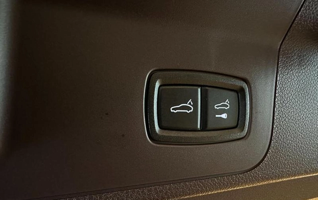 imagem-https://www.socarrao.com.br/sc-vehicle-images-prod/4099978/1790344124805-8510712_16_B_ffbc48adca.jpeg