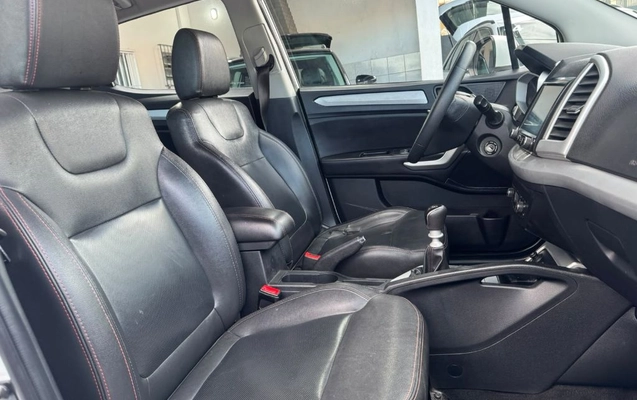 imagem-https://www.socarrao.com.br/sc-vehicle-images-prod/4100027/1790612057365-gb-5119719.jpeg