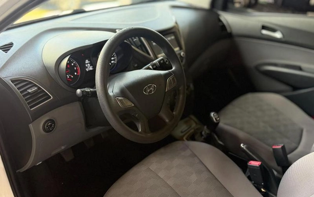 imagem-https://www.socarrao.com.br/sc-vehicle-images-prod/4100060/1790283197489-8492854_4_B_7c73d057c4.jpeg