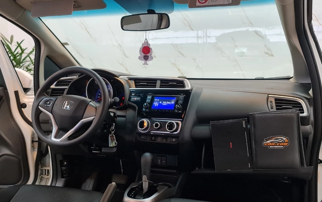 imagem-https://www.socarrao.com.br/sc-vehicle-images-prod/4100071/1790283212485-OC5qcGc.jpg