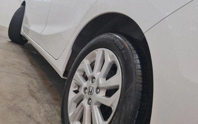 imagem-https://www.socarrao.com.br/sc-vehicle-images-prod/4100071/1790283214207-MTcuanBn.jpg