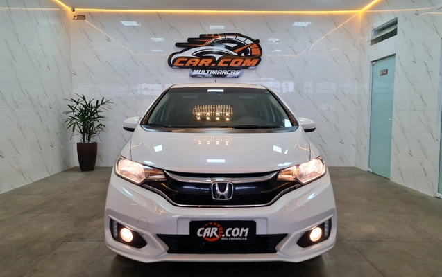 imagem-https://www.socarrao.com.br/sc-vehicle-images-prod/4100071/1791293867874-My5qcGc.jpg
