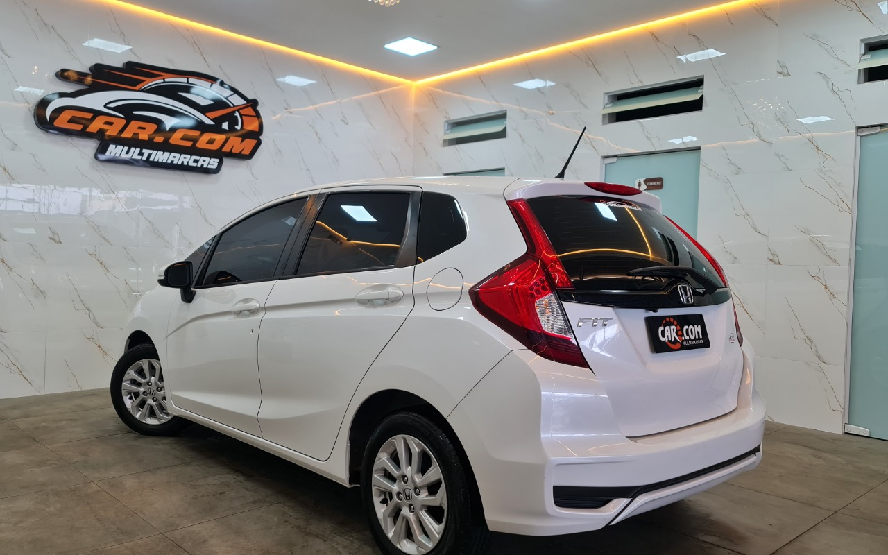 imagem-https://www.socarrao.com.br/sc-vehicle-images-prod/4100071/1791293868034-NS5qcGc.jpg