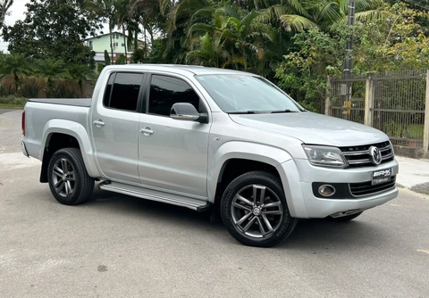 Volkswagen Amarok 2016 Branco — foto 1 de 3