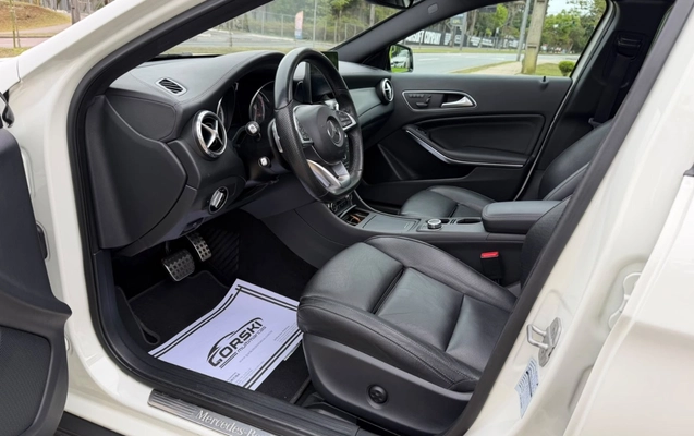 imagem-https://www.socarrao.com.br/sc-vehicle-images-prod/4100179/1790283441930-NjVjMTMyMTMtZGJkZS00NjcwLTg5NmMtYTZmOTg5NDZhNzk1LmpwZWc.jpeg
