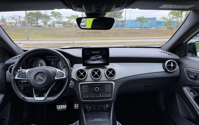 imagem-https://www.socarrao.com.br/sc-vehicle-images-prod/4100179/1790283442133-N2VmMzZlMDgtNzEwZS00ZTk5LTkwNjAtMzBmNDYzMDUwYTJhLmpwZWc.jpeg