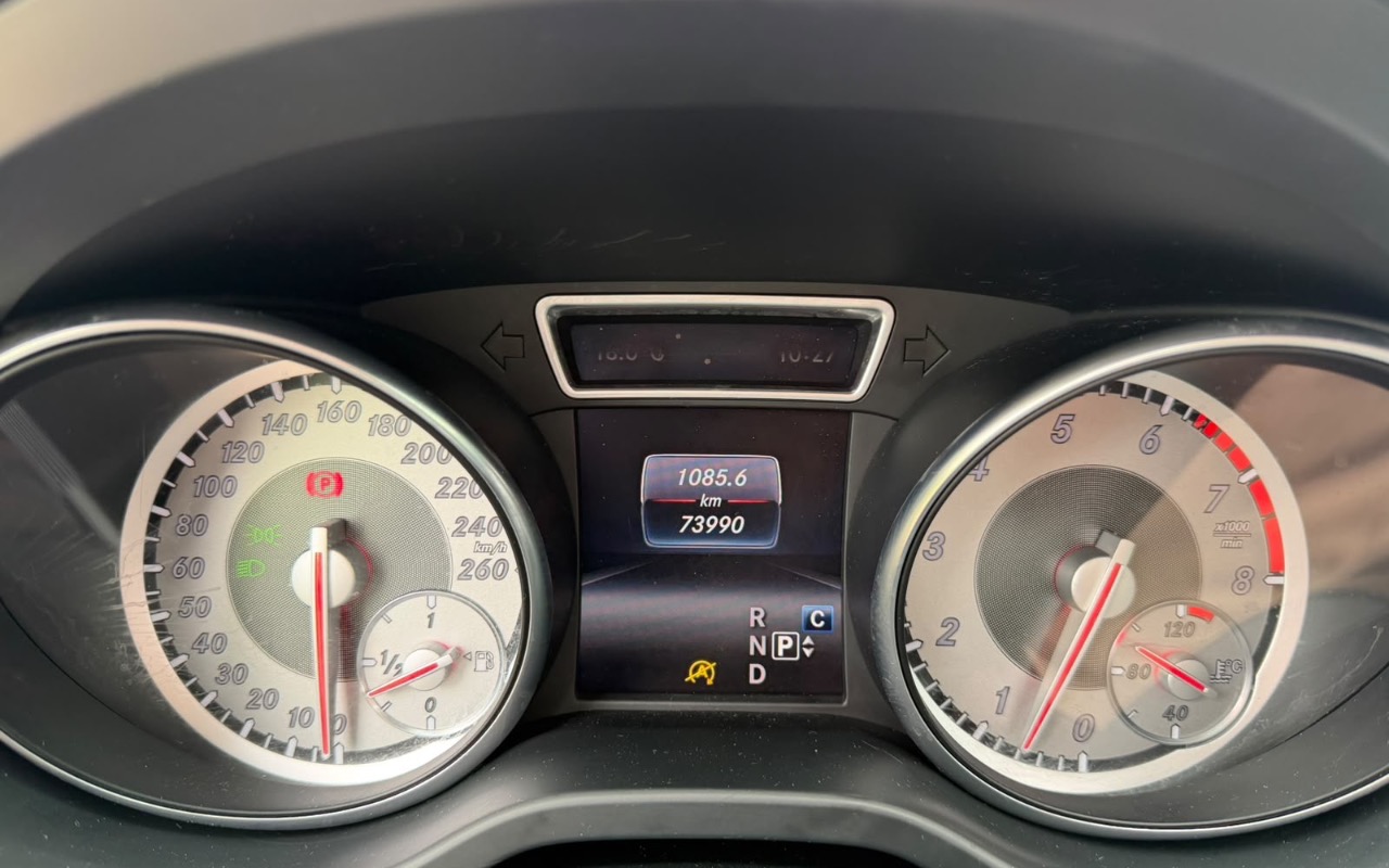 imagem-https://www.socarrao.com.br/sc-vehicle-images-prod/4100179/1790283442348-ZDUzNzY1YWMtMDk3Zi00YjE5LTkzZGEtZmE4NGI3MzE5YTE2LmpwZWc.jpeg