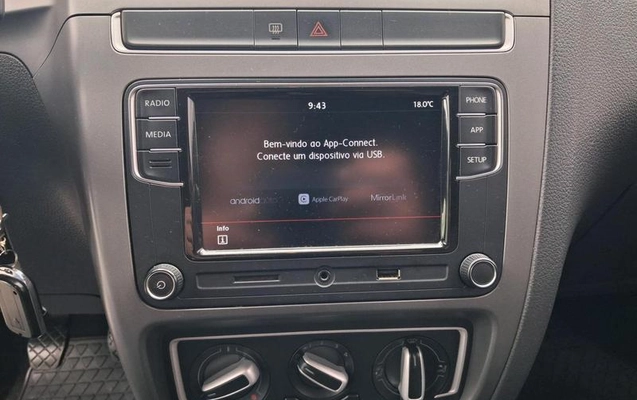 imagem-https://www.socarrao.com.br/sc-vehicle-images-prod/4100203/1790283945850-8508877_25_B_dbc61c6a06.jpeg