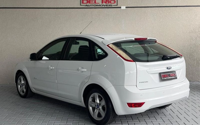 imagem-https://www.socarrao.com.br/sc-vehicle-images-prod/4100215/1790342911004-8470653_12_B_6ff30959d9.jpeg