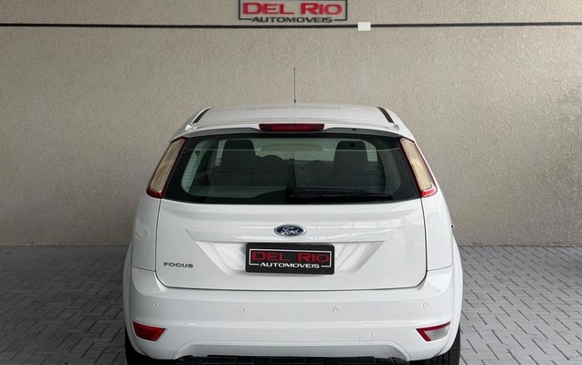 imagem-https://www.socarrao.com.br/sc-vehicle-images-prod/4100215/1790342911006-8470653_0_B_787cc1d7ee.jpeg