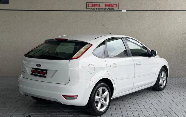 imagem-https://www.socarrao.com.br/sc-vehicle-images-prod/4100215/1790342911007-8470653_1_B_a9670969f2.jpeg