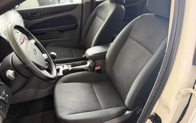 imagem-https://www.socarrao.com.br/sc-vehicle-images-prod/4100215/1790342911011-8470653_8_B_03d2a2e206.jpeg
