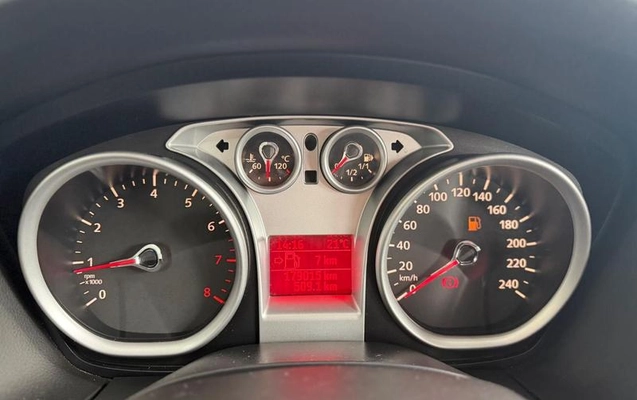 imagem-https://www.socarrao.com.br/sc-vehicle-images-prod/4100215/1790342911018-8470653_7_B_b20279e555.jpeg