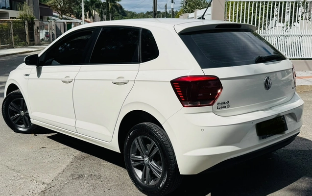 imagem-https://www.socarrao.com.br/sc-vehicle-images-prod/4100301/1790283694528-003_6a430cec32f8fa6828cc298e38da999a.jpg