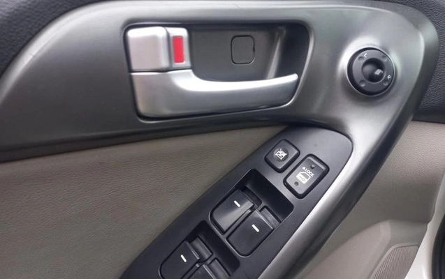 imagem-https://www.socarrao.com.br/sc-vehicle-images-prod/4100310/1790888245931-8511499_12_B_babee11629.jpeg