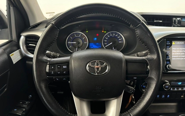 imagem-https://www.socarrao.com.br/sc-vehicle-images-prod/4100314/1790283803637-60d80fc50f6f42f7a481cd16b5dcf45a_1790283790979.jpg