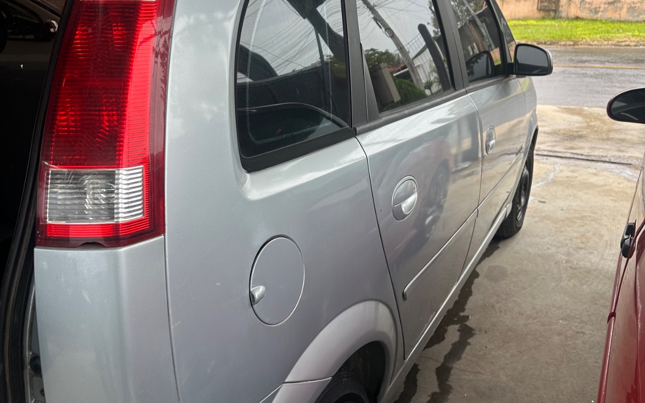imagem-https://www.socarrao.com.br/sc-vehicle-images-prod/4100323/1790283964458-SU1HXzg0OTguanBlZw.jpeg