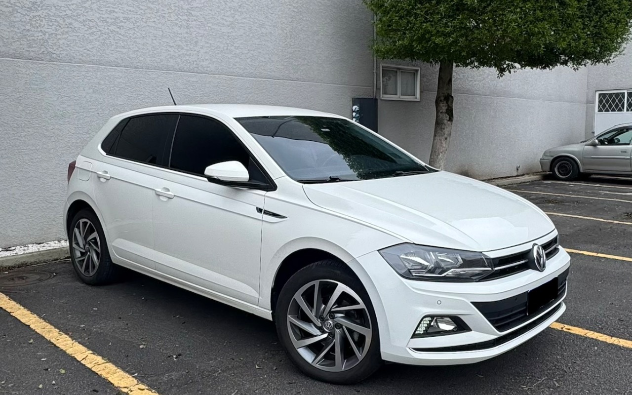imagem-https://www.socarrao.com.br/sc-vehicle-images-prod/4100348/1790336915011-SU1HXzE5NTguanBlZw.jpeg