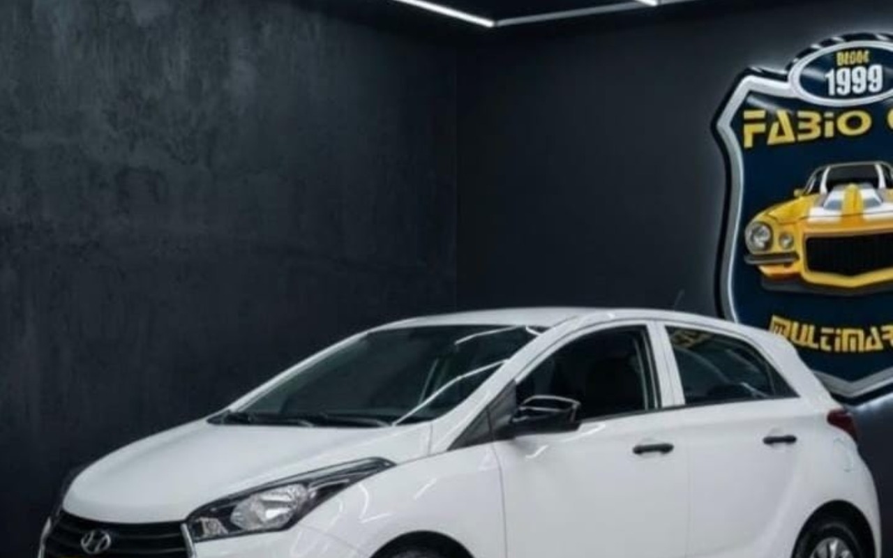 imagem-https://www.socarrao.com.br/sc-vehicle-images-prod/4100377/1790284059467-ZHhmY2doai5qcGVn.jpeg