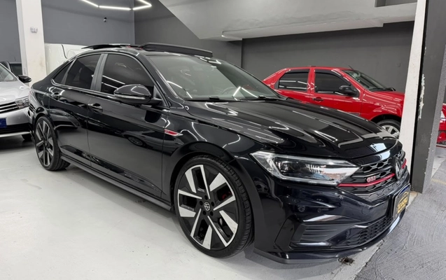 imagem-https://www.socarrao.com.br/sc-vehicle-images-prod/4100533/1790284293323-11_061051.jpg