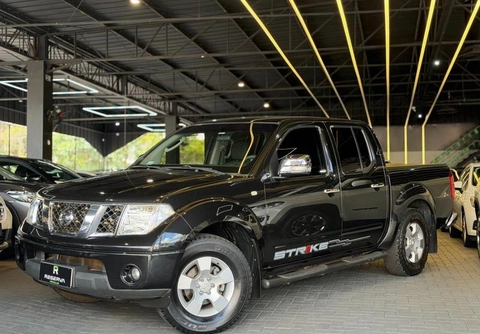 Nissan Frontier 2012 Preto — foto 1 de 3