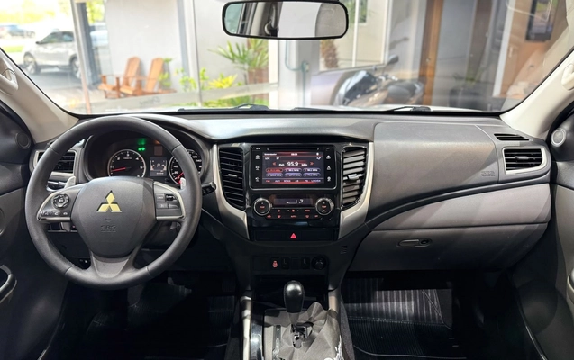 imagem-https://www.socarrao.com.br/sc-vehicle-images-prod/4100581/1790284494588-1_061429.jpg