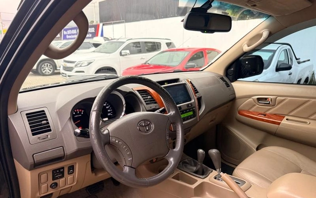 imagem-https://www.socarrao.com.br/sc-vehicle-images-prod/4100586/1790973146220-8511555_15_B_6b2929854c.jpeg