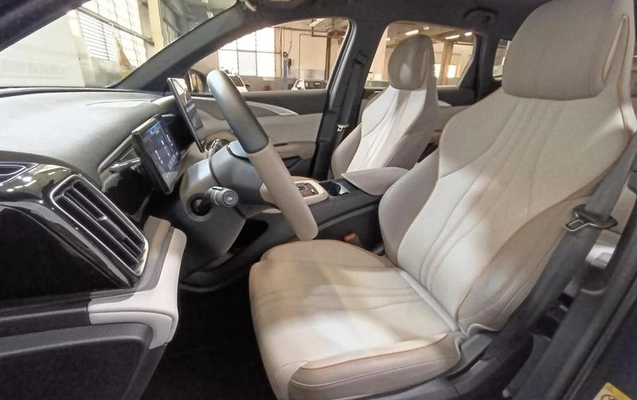 imagem-https://www.socarrao.com.br/sc-vehicle-images-prod/4100630/1790284794196-8511621_12_B_112e3dbfa7.jpeg