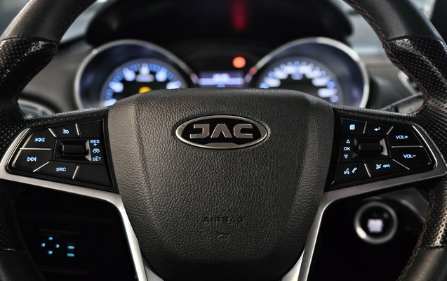 imagem-https://www.socarrao.com.br/sc-vehicle-images-prod/4100811/1790285148316-1_050729.jpg