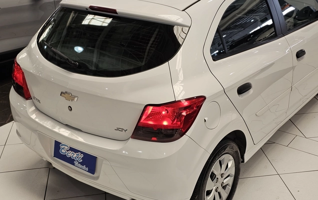 imagem-https://www.socarrao.com.br/sc-vehicle-images-prod/4100943/1790285695605-1_040051.jpg