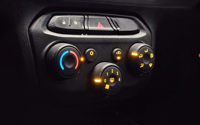imagem-https://www.socarrao.com.br/sc-vehicle-images-prod/4100943/1790285695627-1_040109.jpg