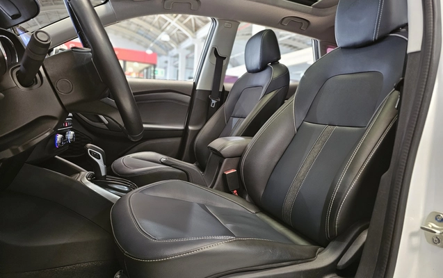 imagem-https://www.socarrao.com.br/sc-vehicle-images-prod/4100962/1790285808123-1_035829.jpg