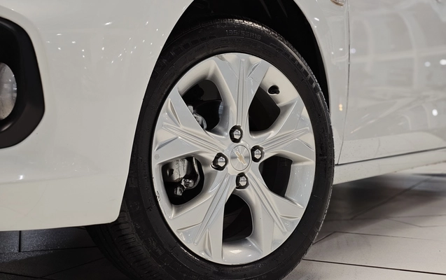 imagem-https://www.socarrao.com.br/sc-vehicle-images-prod/4101031/1790285926554-1_040151.jpg