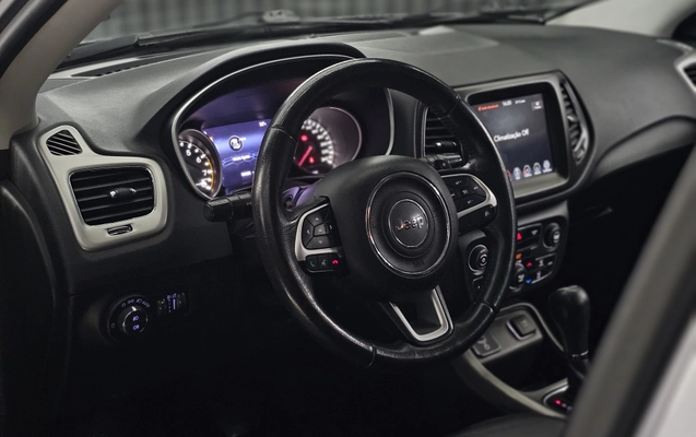 imagem-https://www.socarrao.com.br/sc-vehicle-images-prod/4101514/1790287361886-003_e71f644b22edc2fafe0ba4eaf1e87c27.jpg