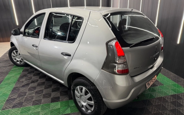 imagem-https://www.socarrao.com.br/sc-vehicle-images-prod/4102057/1790288857459-34146f108e81990832ece19f93cd97c8_big.jpeg