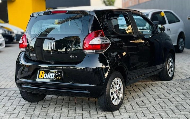 imagem-https://www.socarrao.com.br/sc-vehicle-images-prod/4102665/1790290673846-7602265_1_B_b08f146243.jpeg