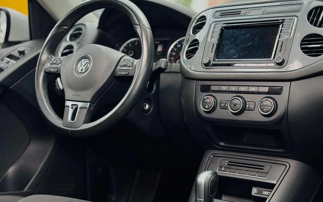 imagem-https://www.socarrao.com.br/sc-vehicle-images-prod/4102666/1790290675074-7862632_1_B_2a1a8e4760.jpeg