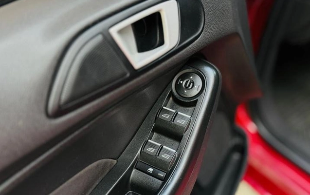 imagem-https://www.socarrao.com.br/sc-vehicle-images-prod/4102667/1790290685284-7919641_0_B_d2b013cceb.jpeg