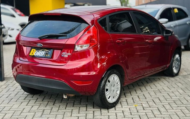 imagem-https://www.socarrao.com.br/sc-vehicle-images-prod/4102667/1790290685285-7919641_5_B_74386643b2.jpeg