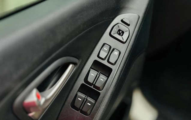 imagem-https://www.socarrao.com.br/sc-vehicle-images-prod/4102669/1790290677935-7940603_3_B_57f64b2b60.jpg