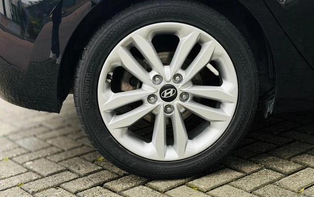 imagem-https://www.socarrao.com.br/sc-vehicle-images-prod/4102681/1790290684237-8102373_2_B_1d102614a3.jpeg