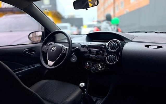 imagem-https://www.socarrao.com.br/sc-vehicle-images-prod/4102685/1790290687165-8313935_0_B_ef04edc5d3.jpeg